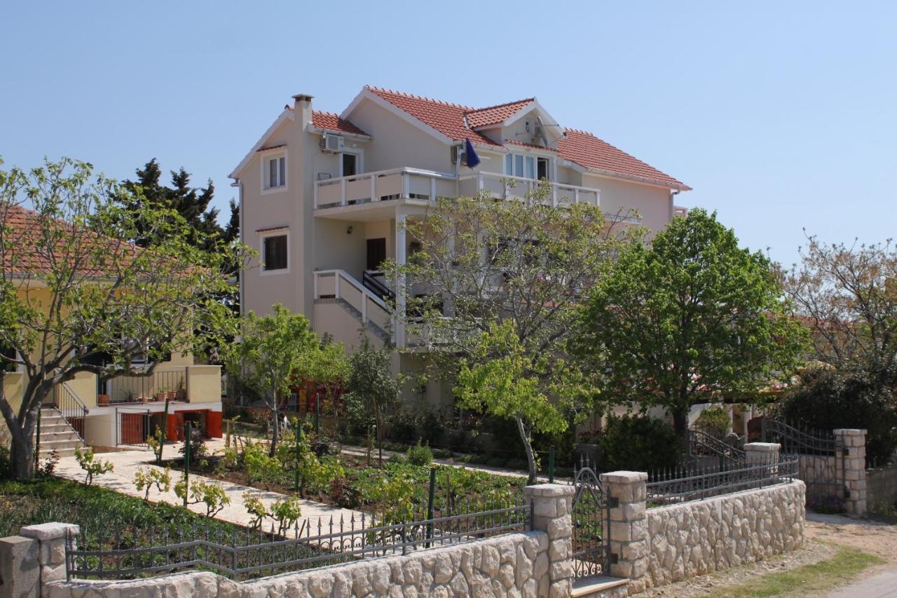 Apartments With A Parking Space Vrsi - Mulo, Zadar - 3276 Екстер'єр фото