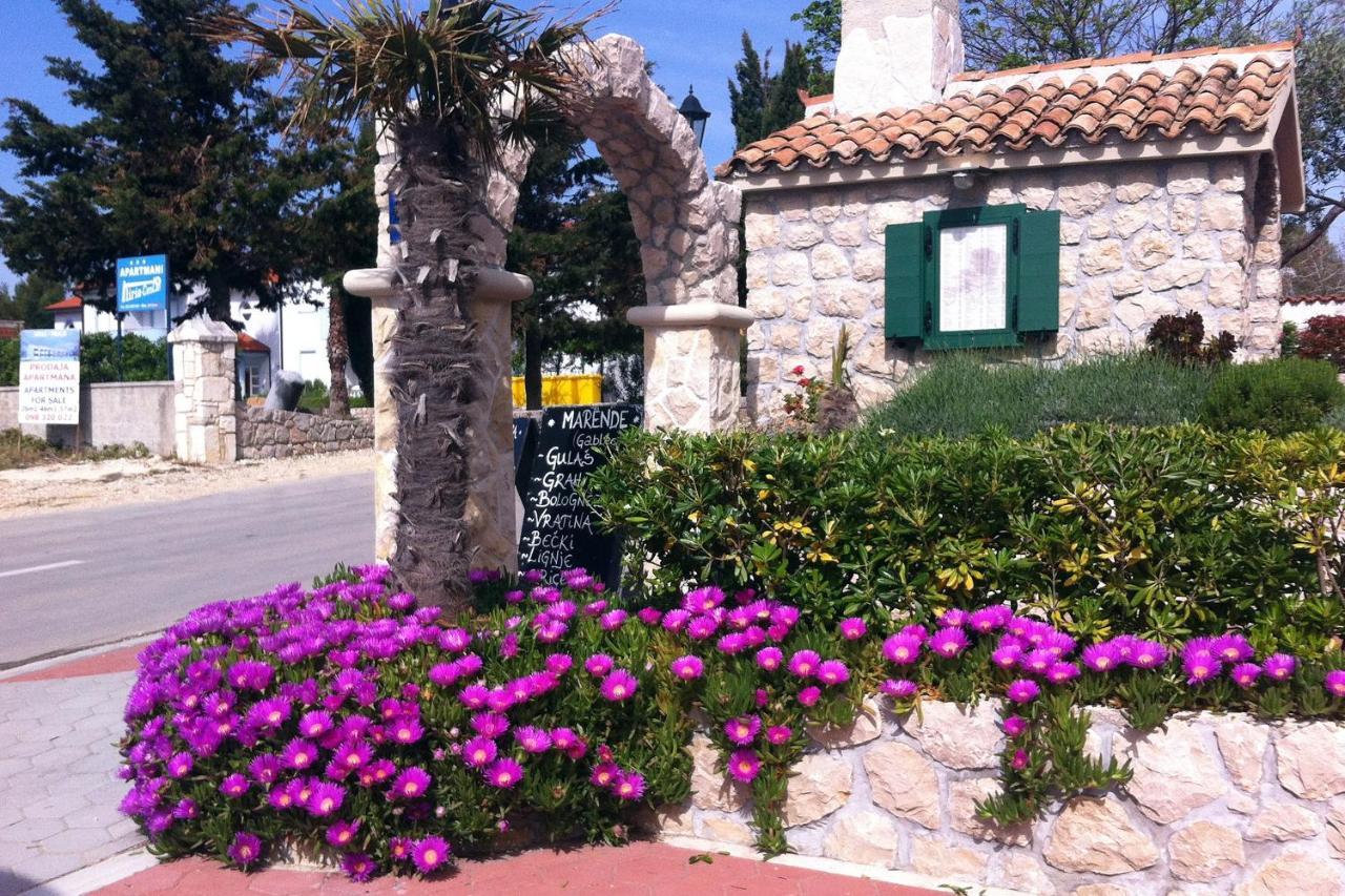 Apartments With A Parking Space Vrsi - Mulo, Zadar - 3276 Екстер'єр фото