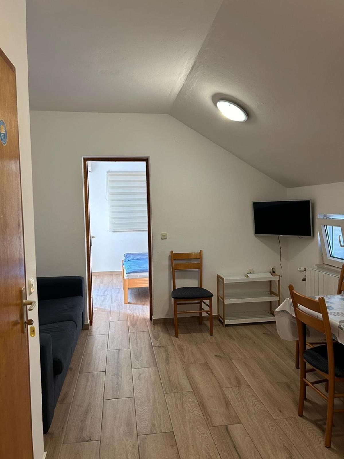 Apartments With A Parking Space Vrsi - Mulo, Zadar - 3276 Номер фото